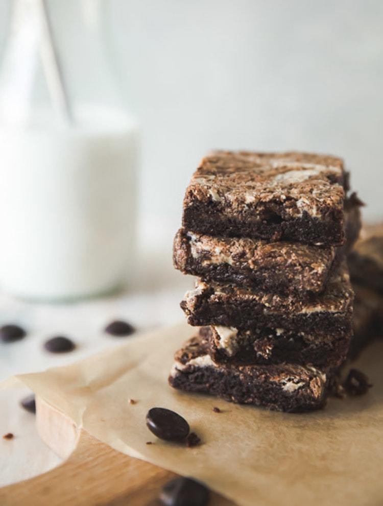 Tahini Swirled Fudge Brownies with Jennifer – Tuxton Home