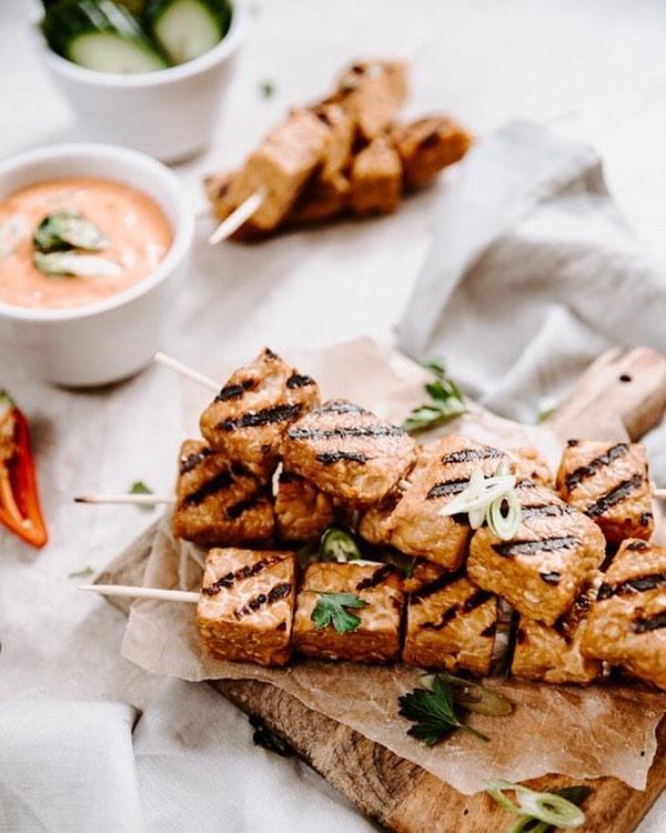 Recipe: Grilled Tempeh Bites with Harissa Dipping Sauce with Jennifer